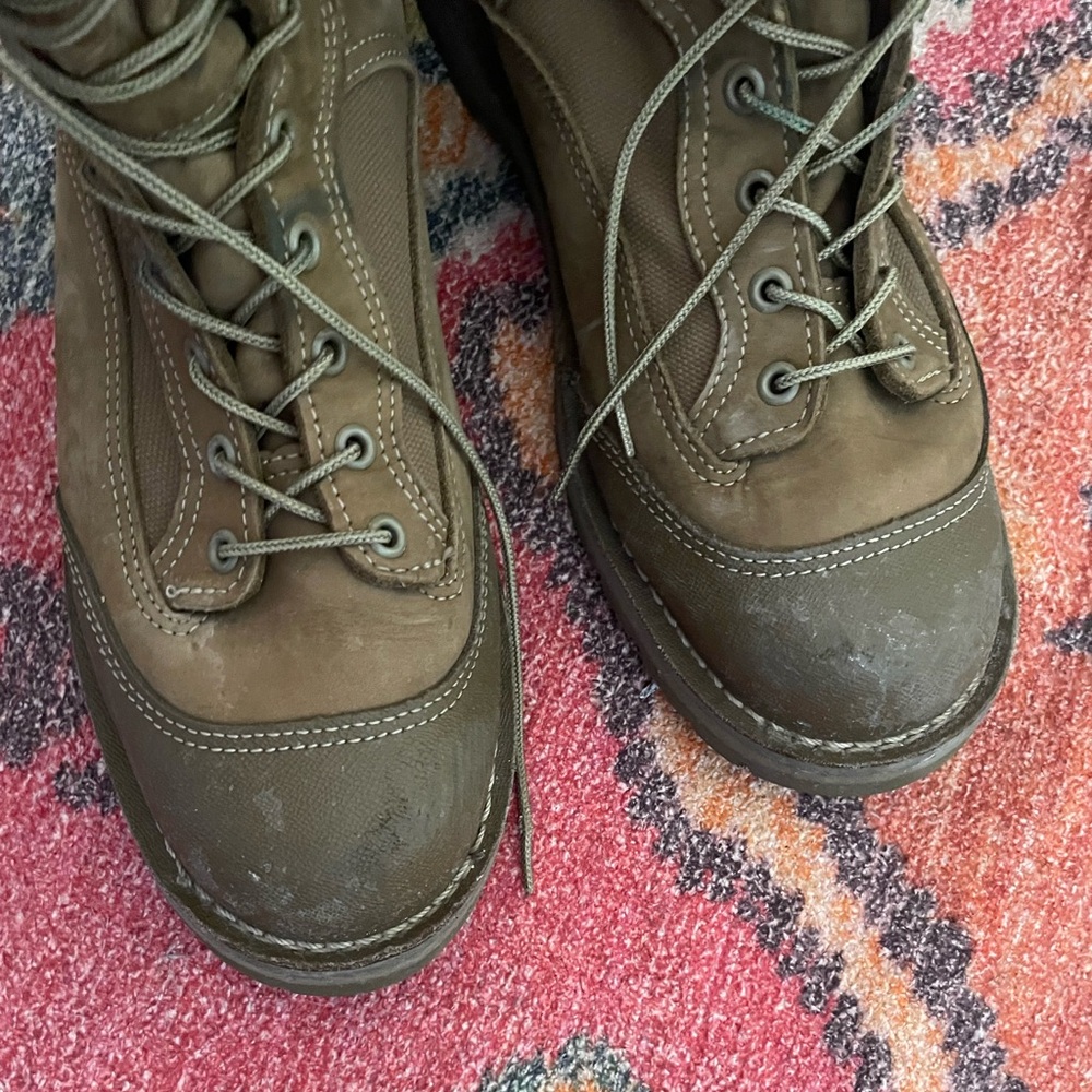 Danner Gore-Tex Boot - Picture 2 of 5